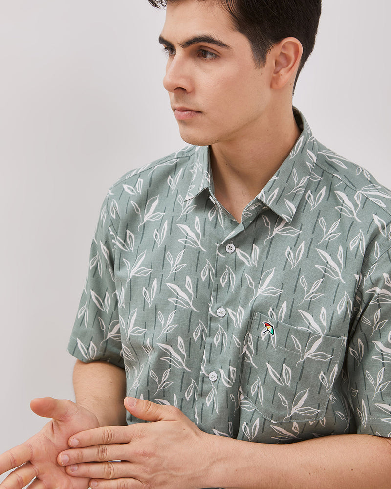 Men's Green Leaf Printed Short Sleeve Shirt