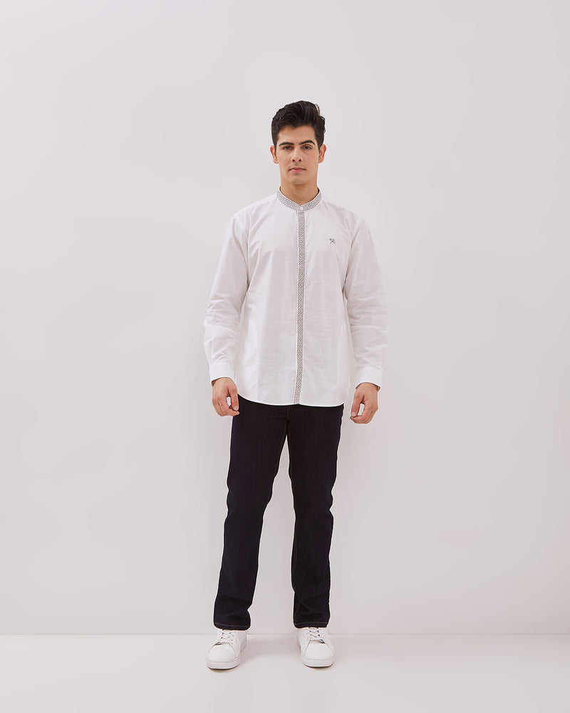 Men's White Embroidery Long Sleeved Shirt