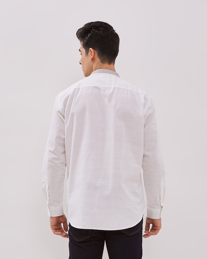 Men's White Embroidery Long Sleeved Shirt