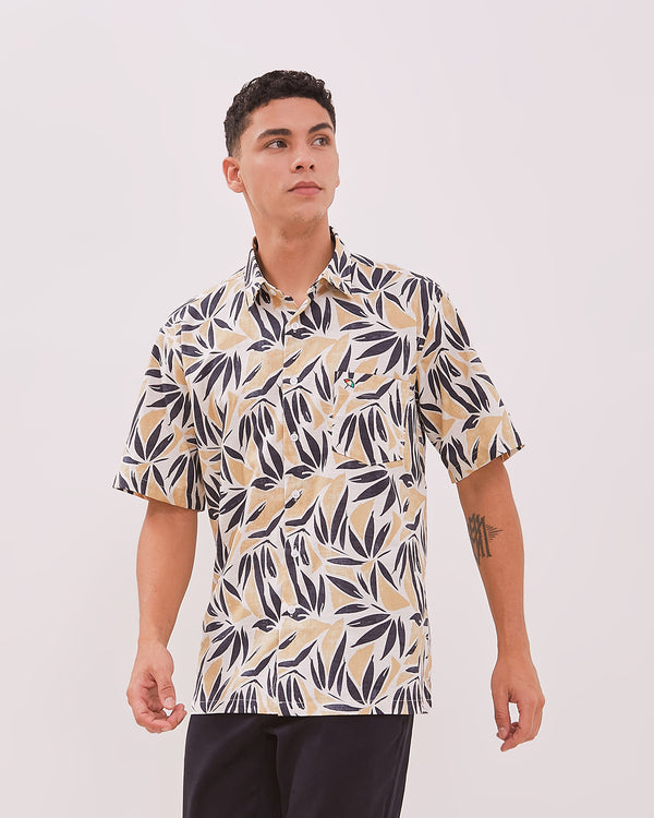Men's Short Sleeve Linen Shirt with Cream Printing Motif