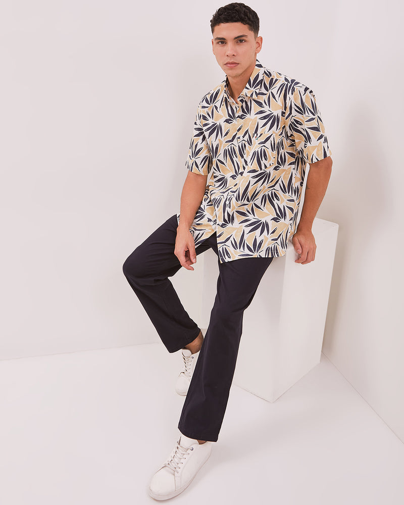 Men's Short Sleeve Linen Shirt with Cream Printing Motif